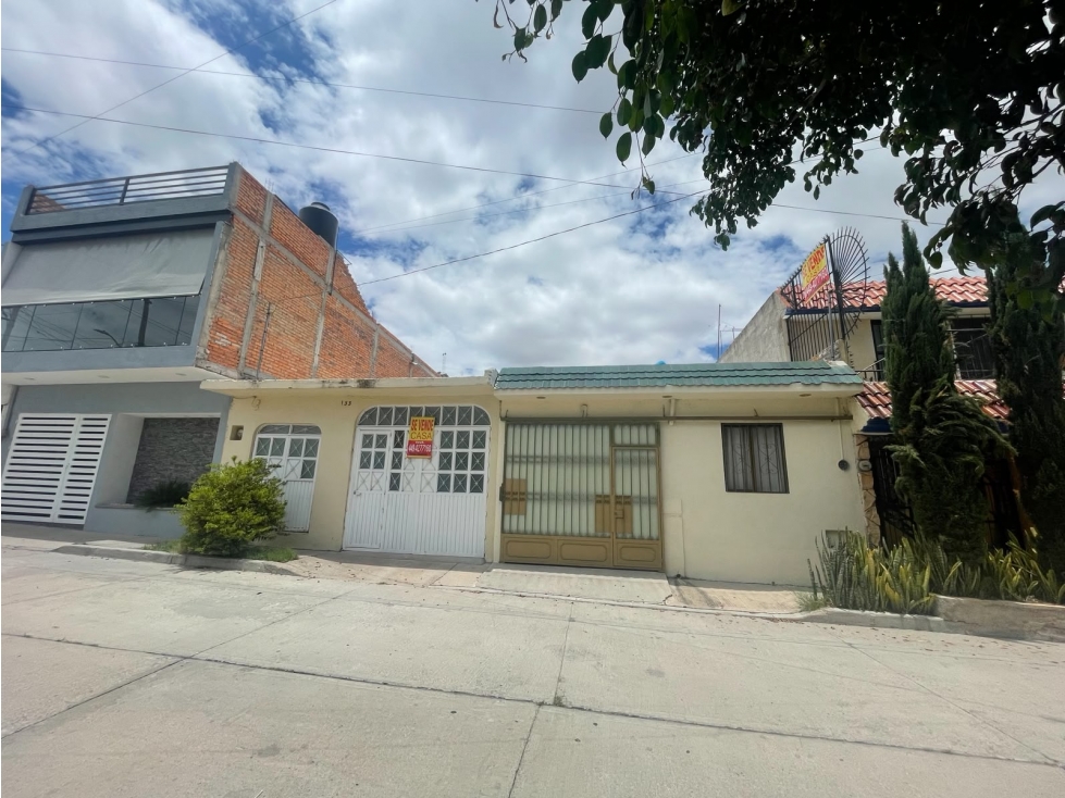 CASA en venta 5 REC. CUMBRES 2 AGUASCALIENTES
