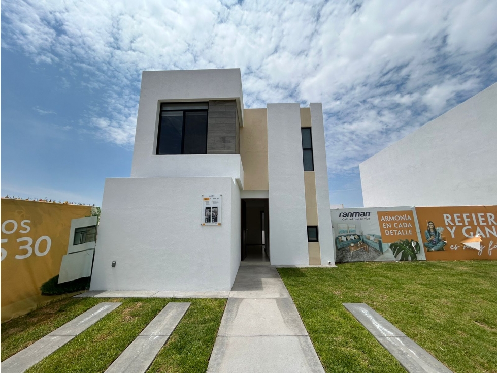 Casas en LA CARTUJA RESIDENCIAL Modelo RIOJA