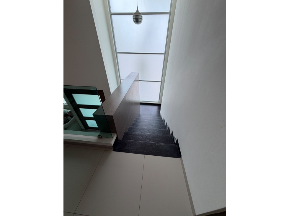 CASA EN VENTA DE 4 HAB. DE COTO CON ALBERCA AGUASCALIENTES — foto 6
