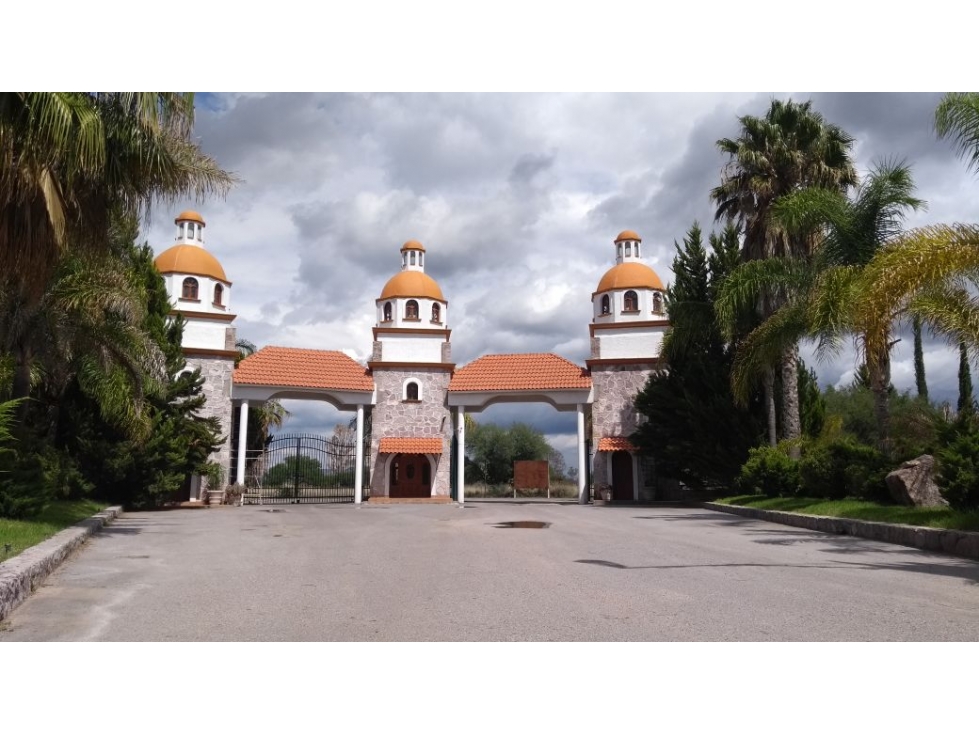 TERRENO RESIDENCIAL EN BOSQUE DE LAS LOMAS - 6