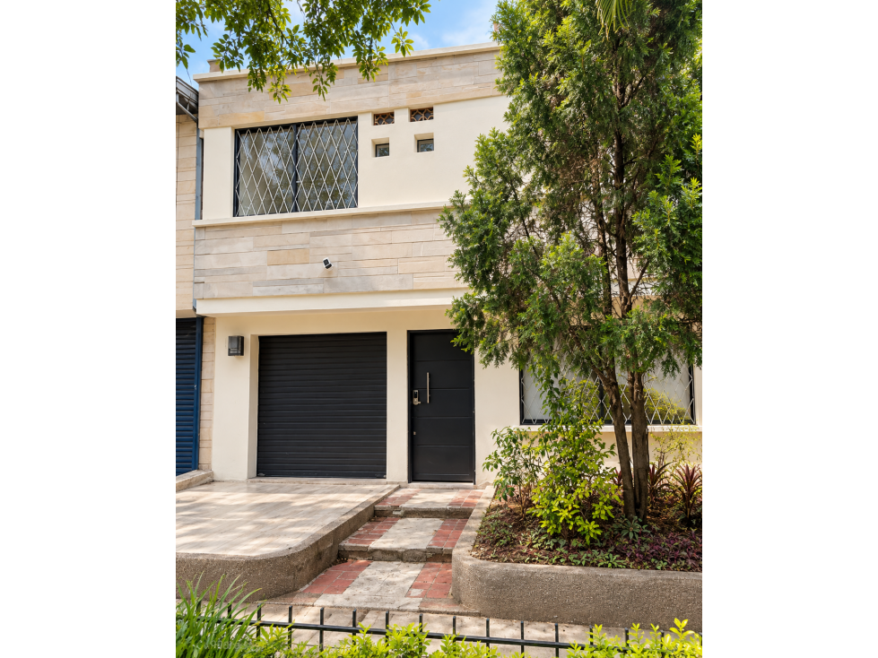 Casa con potencial para inversión y desarrollo de alojamiento Laureles