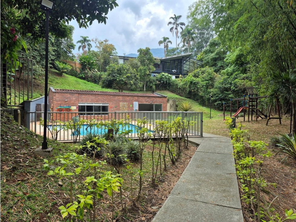CASA EN VENTA CERCA A SAN LUCAS Medellin — foto 3