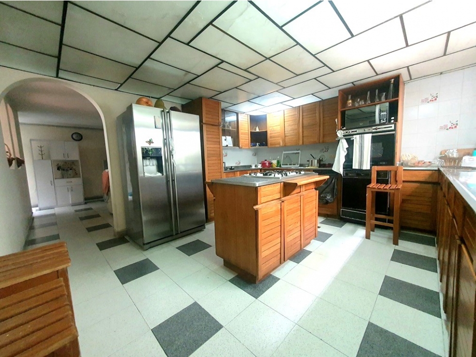 VENDO CASA EN LAURELES NOGAL - 5