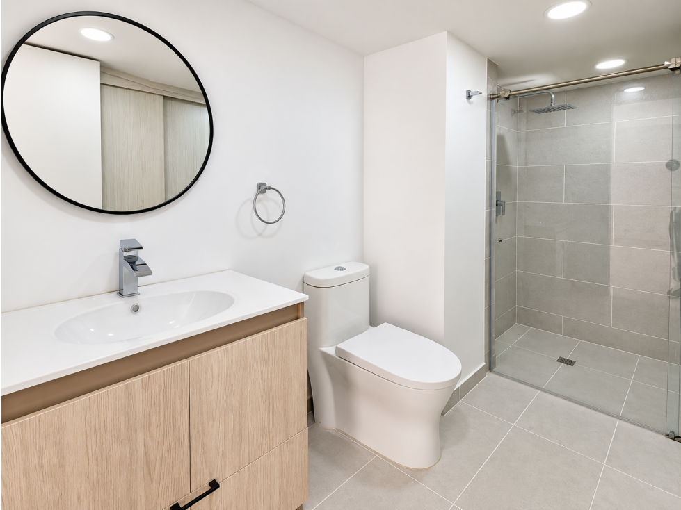 VENTA APARTAMENTO REMODELADO EN EL POBLADO PARTE BAJA — foto 6