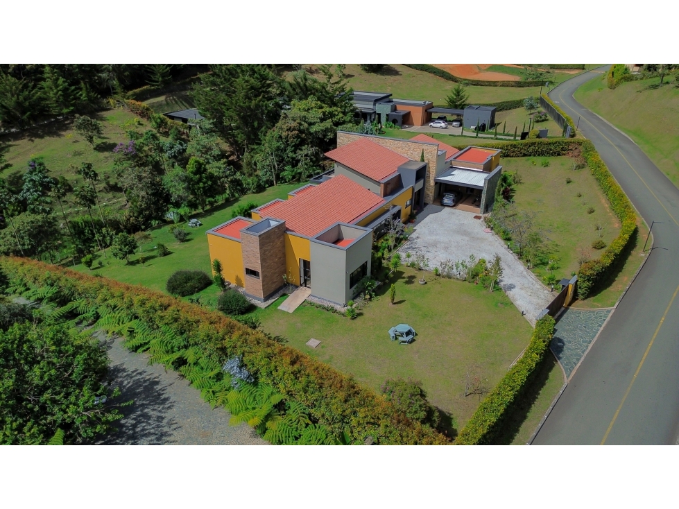 CASA CAMPESTRE - PARCELACIÓN LA CAMPIÑA - VÍA SAN ANTONIO - LA CEJA — foto 4