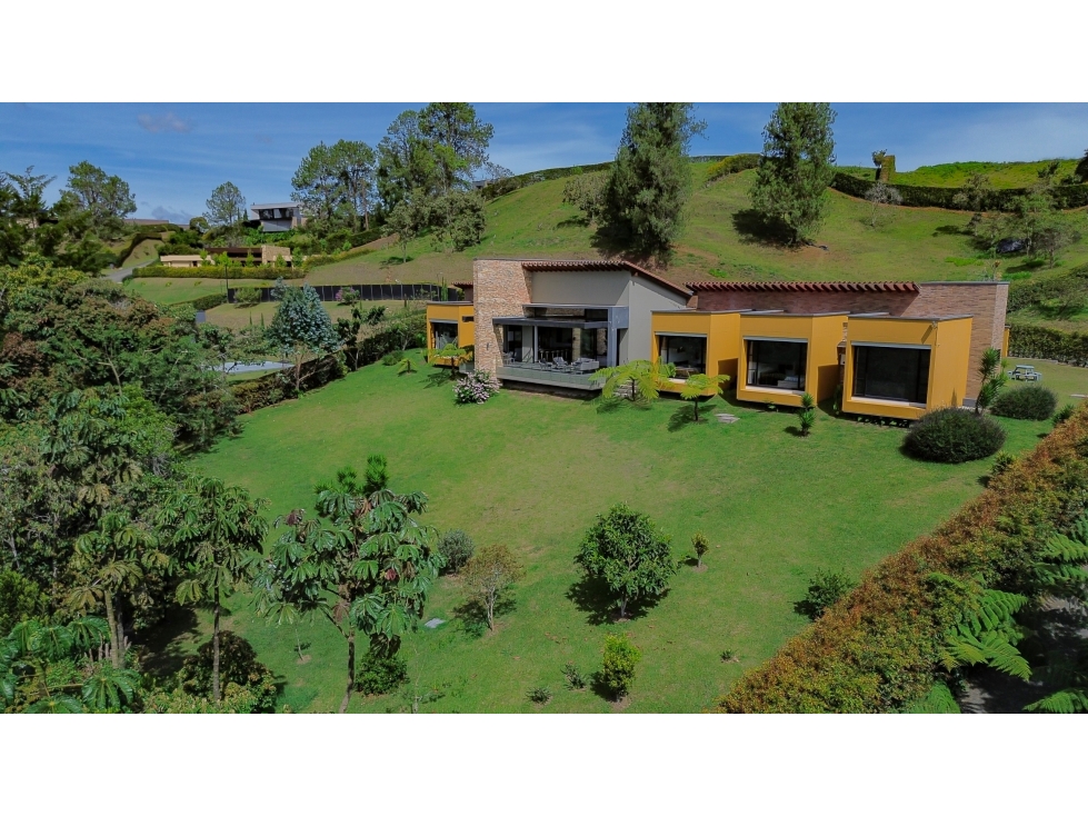 CASA CAMPESTRE - PARCELACIÓN LA CAMPIÑA - VÍA SAN ANTONIO - LA CEJA — foto 2