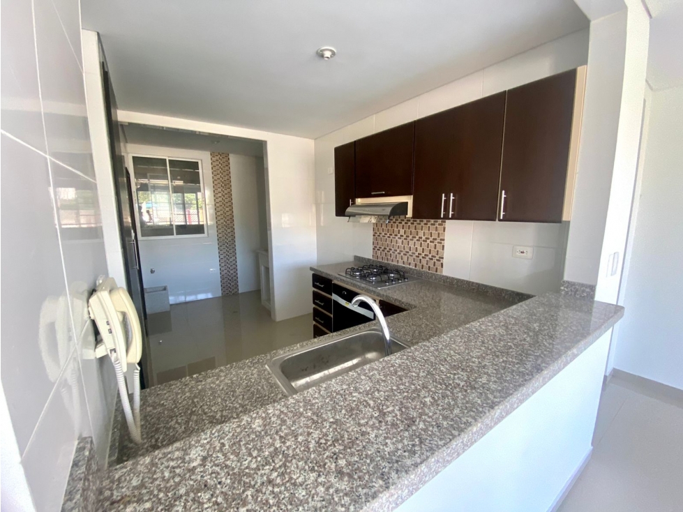 SE ARRIENDA APARTAMENTO EN CONJUNTO CERRADO CON PISCINA , SANTA MARTA — foto 4