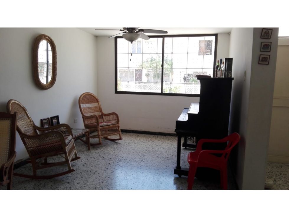 SE VENDE AMPLIA CASA FAMILIAR EN EL SECTOR PORVENIR, SANTA MARTA — foto 4