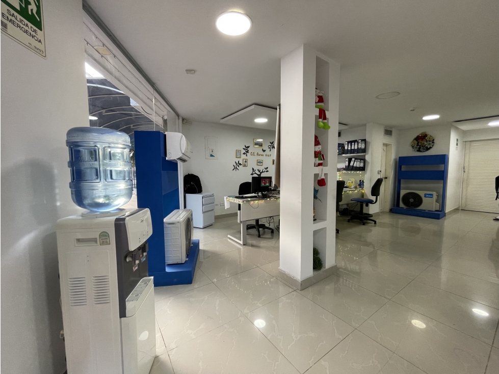 SE VENDE LOCAL COMERCIAL EN LA AV. DEL RIO, SANTA MARTA - 6