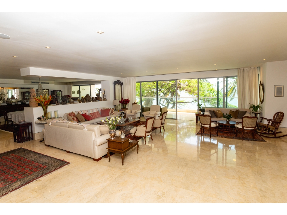 SE VENDE AMPLIO APARTAMENTO EN EL PLAYA SALGUERO, SANTA MARTA - 4