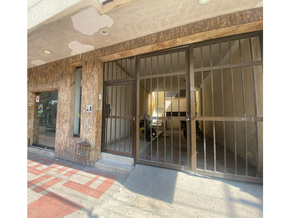 SE VENDE O ARRIENDA LOCAL COMERCIAL EN CENTRO HISTÓRICO, SANTA MARTA - 2