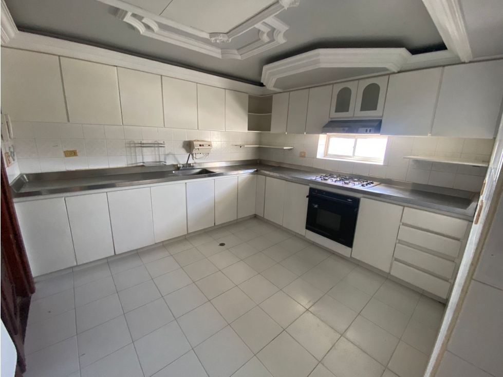 SE ARRIENDA APARTAMENTO DE 3 ALCOBAS DUPLEX, BAVARIA — foto 3
