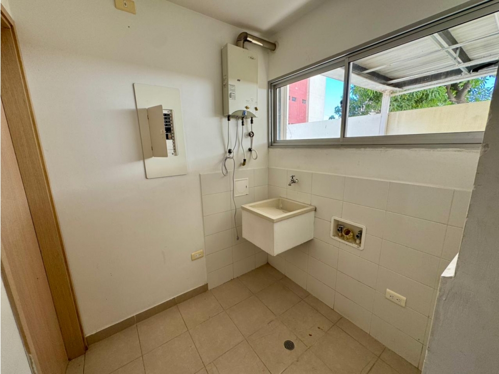 SE VENDE APARTAMENTO DE 2 ALCOBAS EN EL SECTOR DE BAVARIA — foto 4