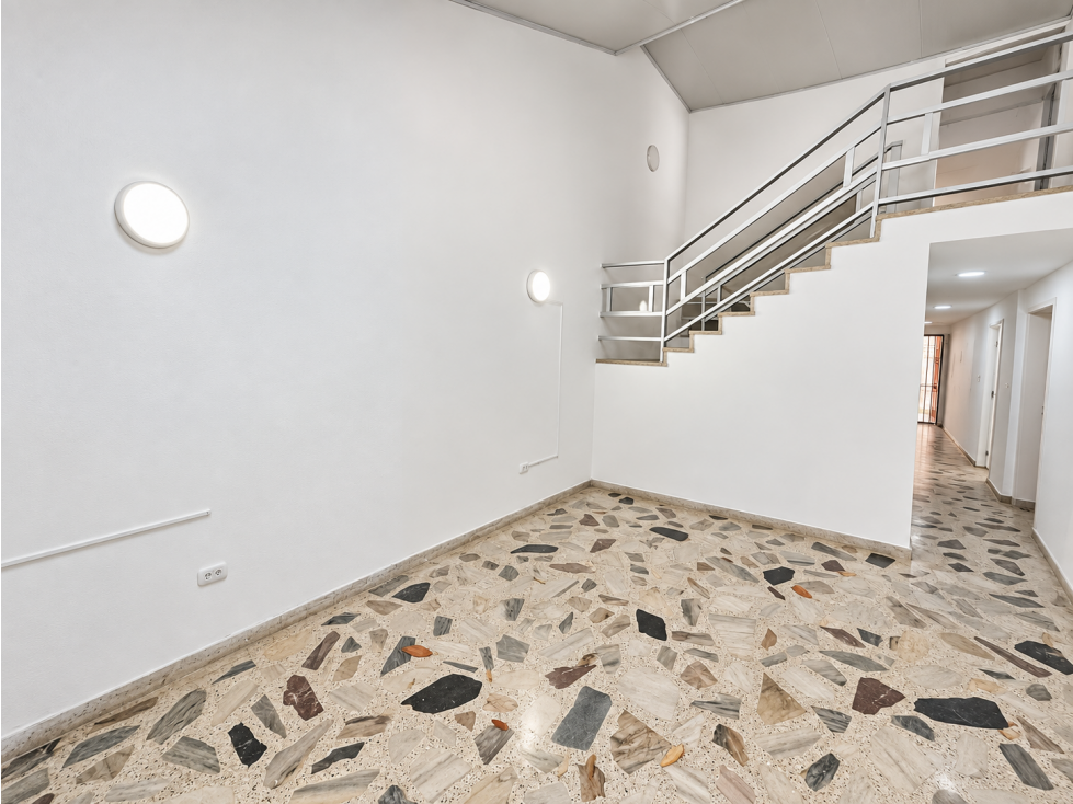 SE VENDE O ARRIENDA CASA PARA USO COMERCIAL - 4
