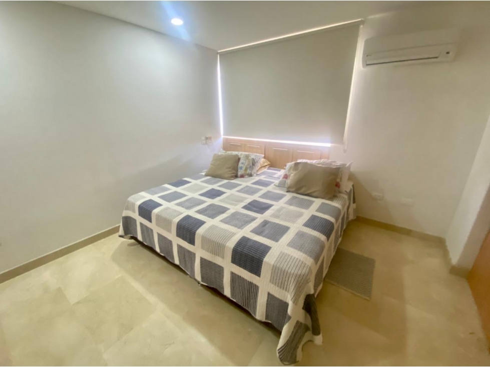 SE VENDE AMPLIO APARTAMENTO PRIMERA LINEA DE PLAYA, RODADERO SUR — foto 6