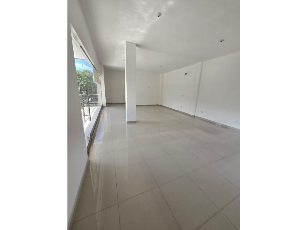 SE ARRIENDA LOCAL COMERCIAL CERCA AL CENTRO HISTÓRICO, SANTA MARTA - 2