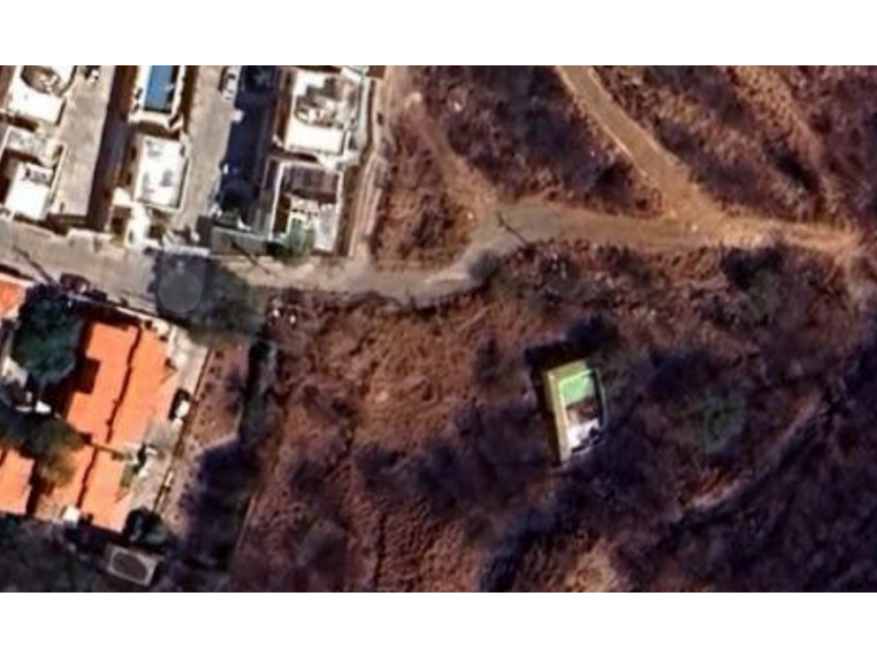 SE VENDE LOTE DE 238 M2 EN ZONA RESIDENCIAL, RODADERO
