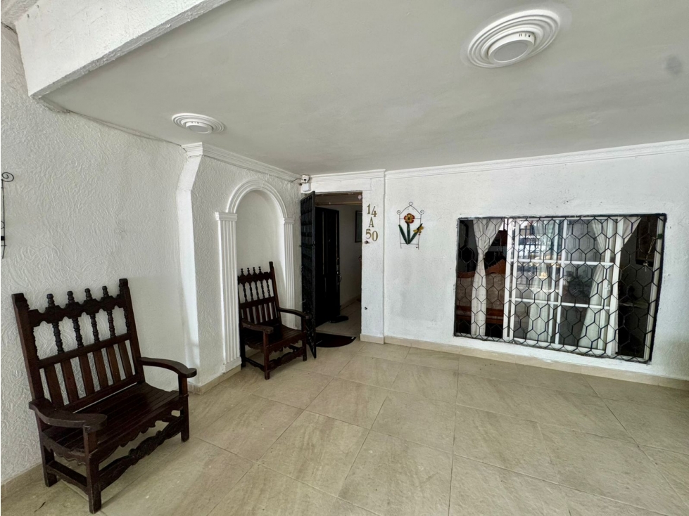 SE VENDE CASA CON APARTAESTUDIO ANEXO EN LOS ALCÁZARES — foto 2