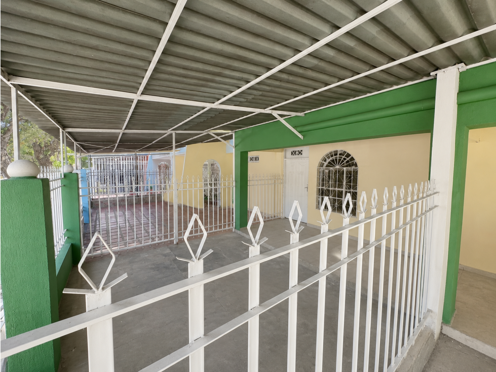 SE VENDE AMPLIA CASA DE ESQUINA EN EL SECTOR DE SAN FRANCISCO — foto 2