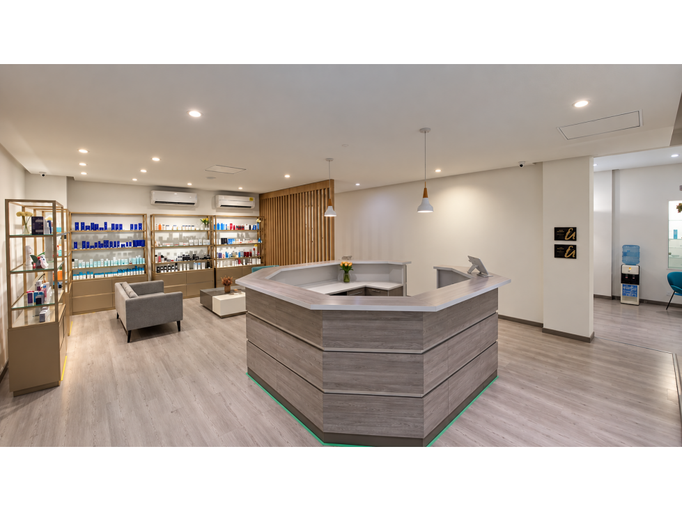 SE ARRIENDA LOCAL COMERCIAL CON UBICACIÓN ESTRATÉGICA - 1
