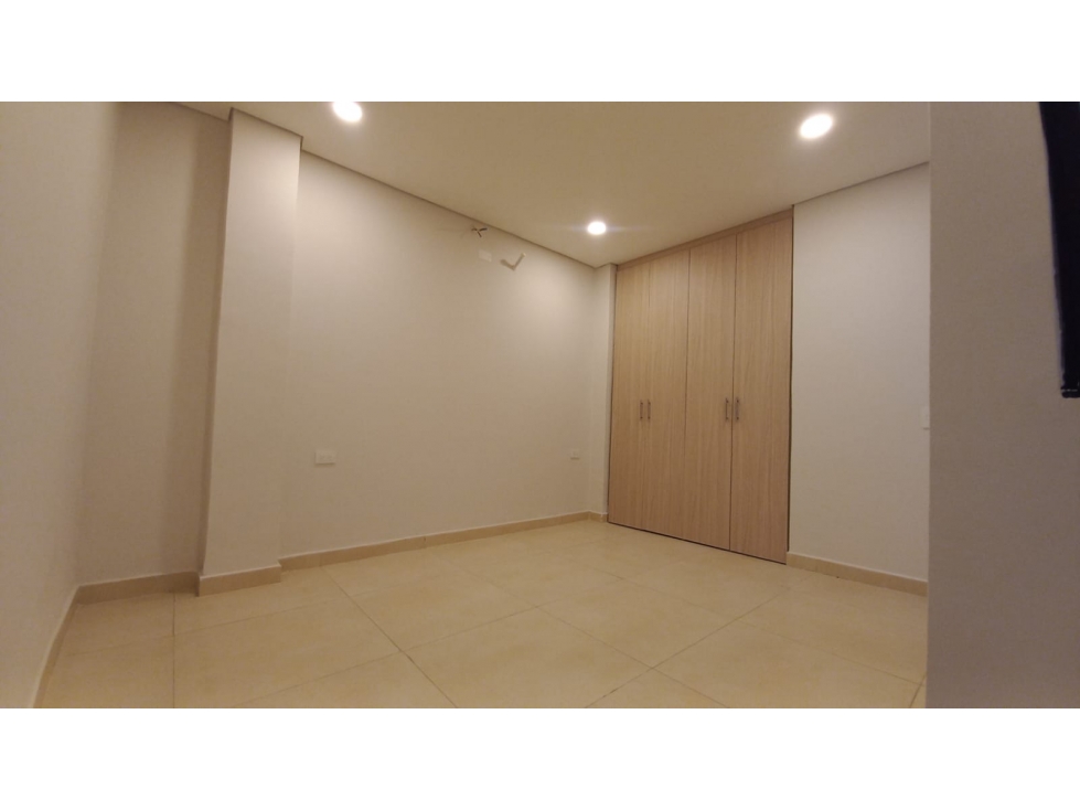 SE ARRIENDA APARTAMENTO DE UNA ALCOBA, SECTOR CENTRO DE SANTA MARTA