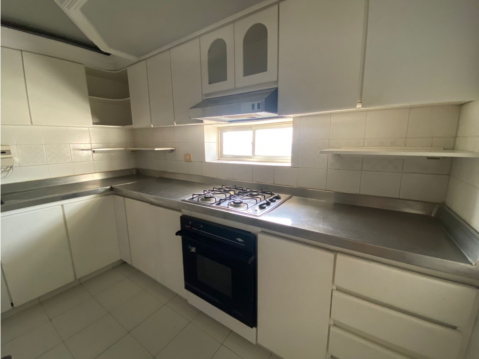 SE ARRIENDA APARTAMENTO DE 3 ALCOBAS DUPLEX, BAVARIA — foto 4