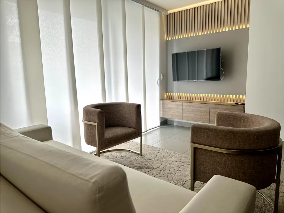 SE VENDE APARTAMENTO DE DOS ALCOBAS, RODADERO SUR