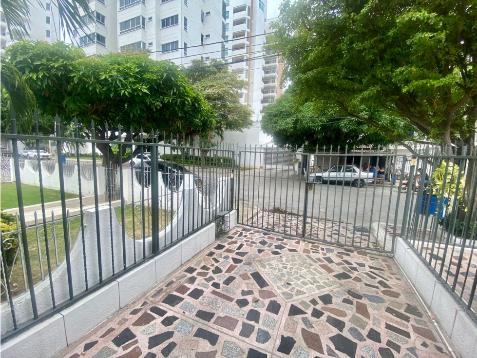 SE VENDE CASA CON SEIS APARTAMENTOS EN BAVARIA, SANTA MARTA — foto 2