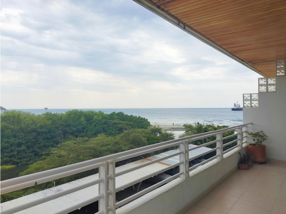 SE VENDE APARTAMENTO FRENTE AL MAR EN BELLAVISTA, SANTA MARTA