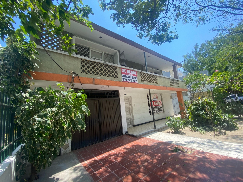 SE VENDE CASA EN AV.LIBERTADOR, SANTA MARTA