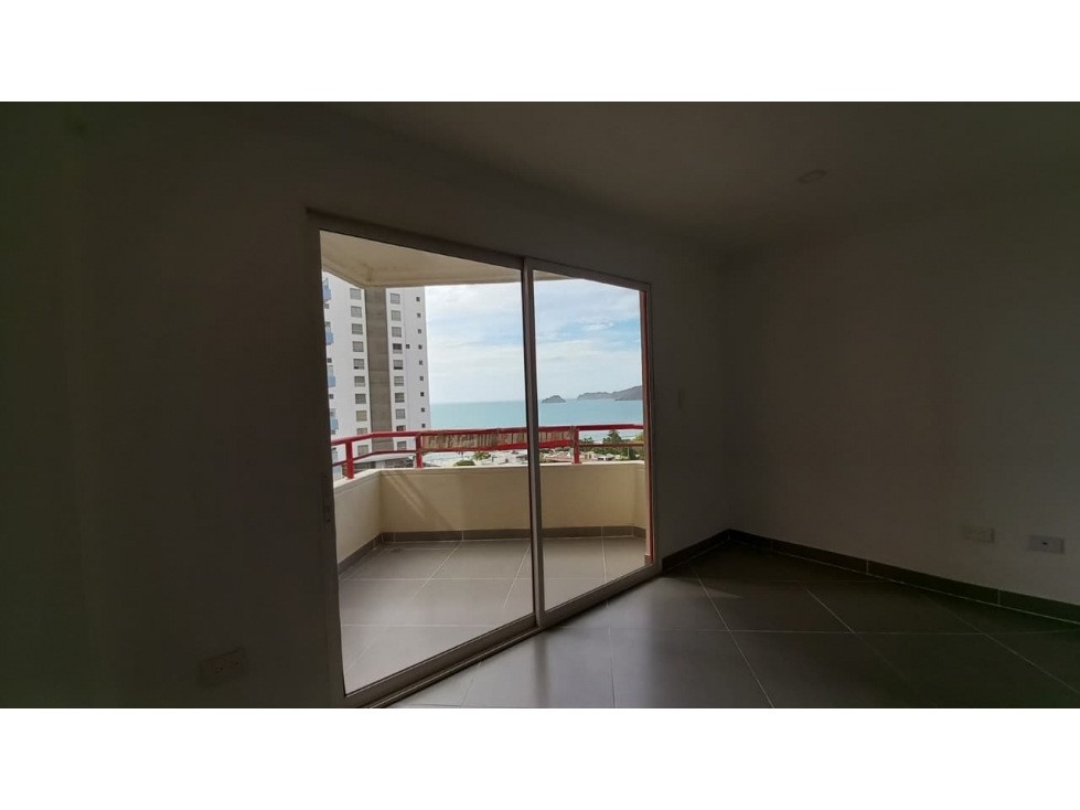 SE VENDE APARTAMENTO CON VISTA PARCIAL AL MAR SECTOR PLAYA SALGUERO — foto 5
