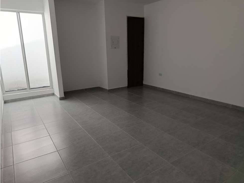 SE ARRIENDAN LOCALES COMERCIALES SOBRE LA QUINTA AVENIDA, SANTA MARTA - 6