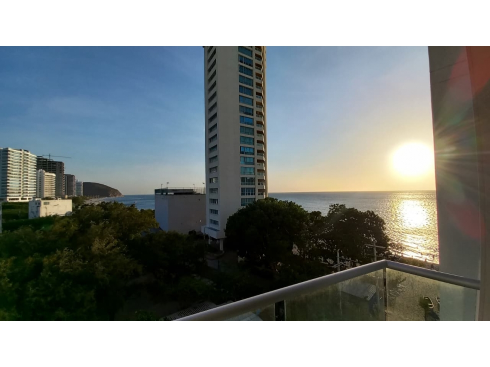 SE VENDE APARTAMENTO DE DOS ALCOBAS CON VISTA LATERAL AL MAR — foto 2