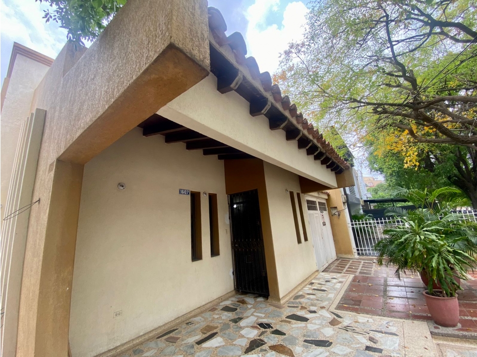 SE VENDE O ARRIENDA CASA ESQUINERA EN EL BARRIO JARDIN — foto 2