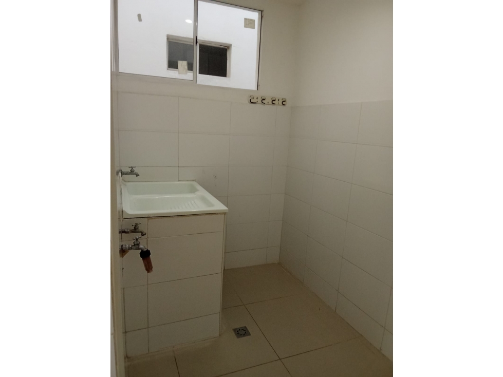 SE VENDE O ARRIENDA APARTAMENTO EN EL SECTOR DE RIASCOS, SANTA MARTA — foto 5
