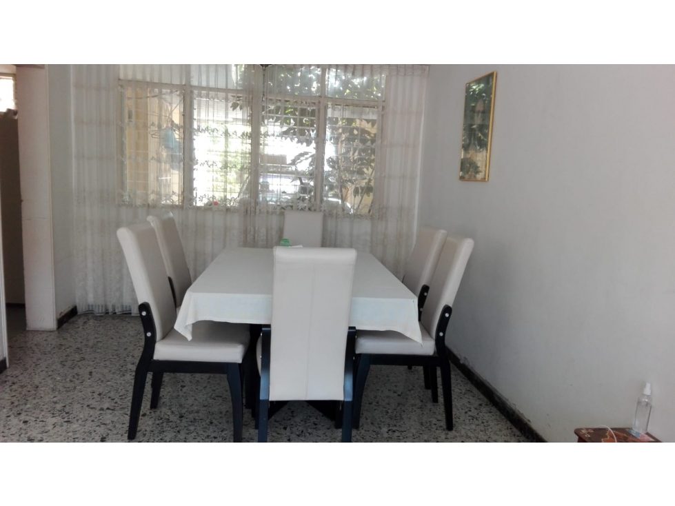 SE VENDE AMPLIA CASA FAMILIAR EN EL SECTOR PORVENIR, SANTA MARTA — foto 3