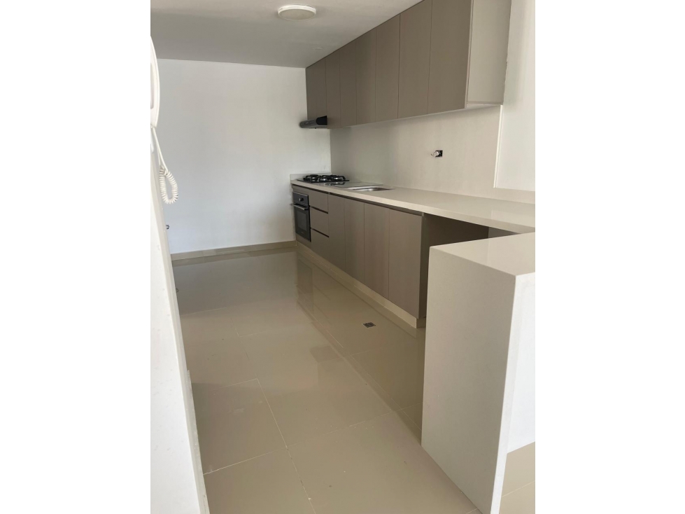 SE VENDE APARTAMENTO DE 3 HABITACIONES EN BAVARIA — foto 4
