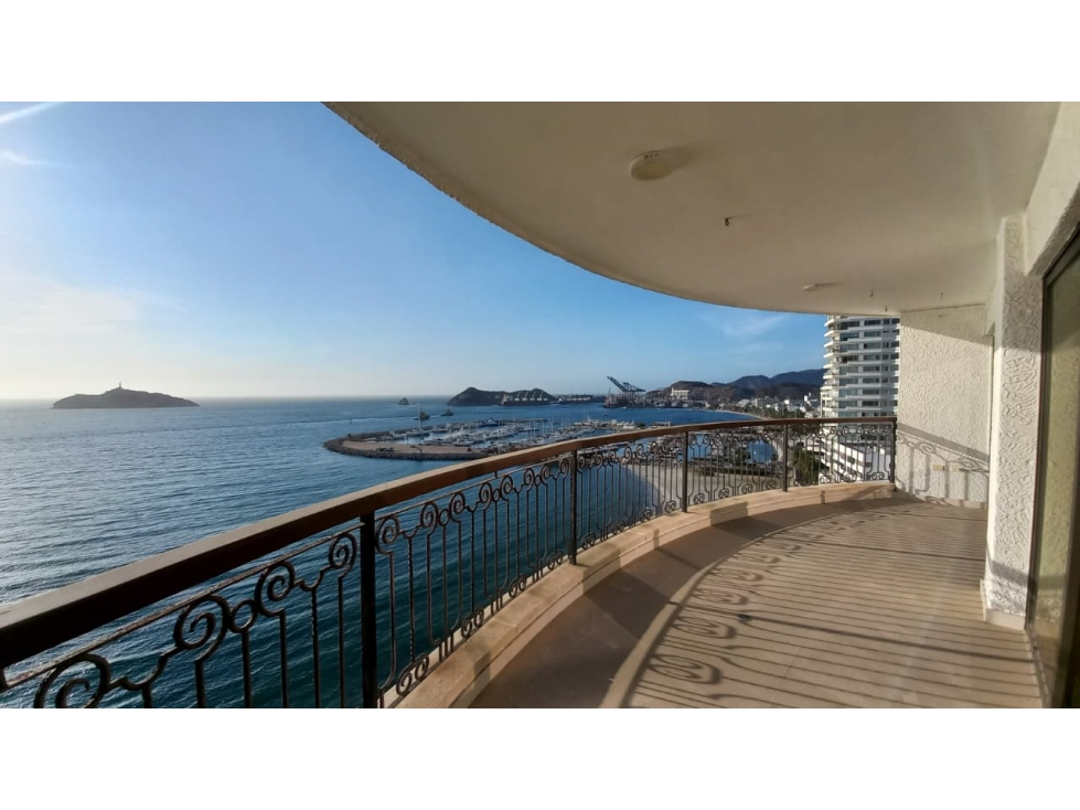 SE ARRIENDA APARTAMENTO DE 3 ALCOBAS EN PRIMERA LINEA DE MAR — foto 2