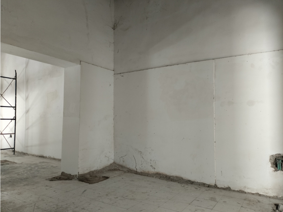 SE ARRIENDA CASA DE USO COMERCIAL CERCA A LA BAHÍA, SANTA MARTA - 3
