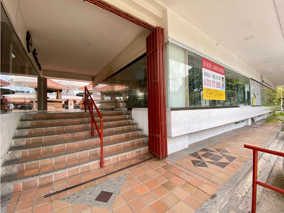 LOCAL EN ARRIENDO EN PRIMER PISO CENTRO COMERCIAL PRADO PLAZA — foto 3