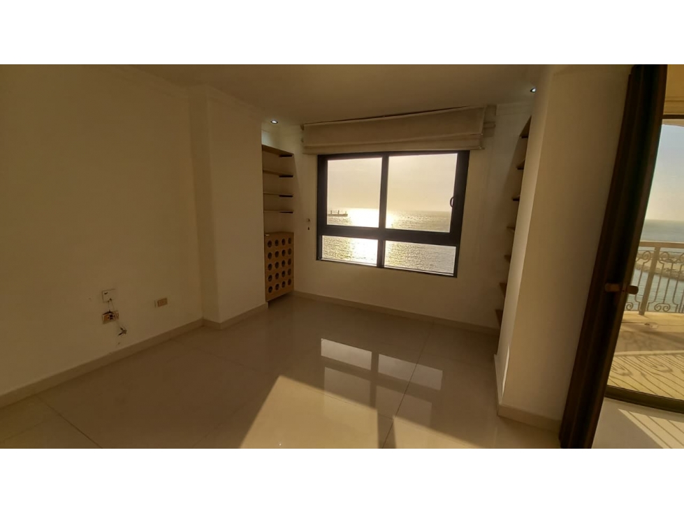 SE ARRIENDA APARTAMENTO DE 3 ALCOBAS EN PRIMERA LINEA DE MAR — foto 5