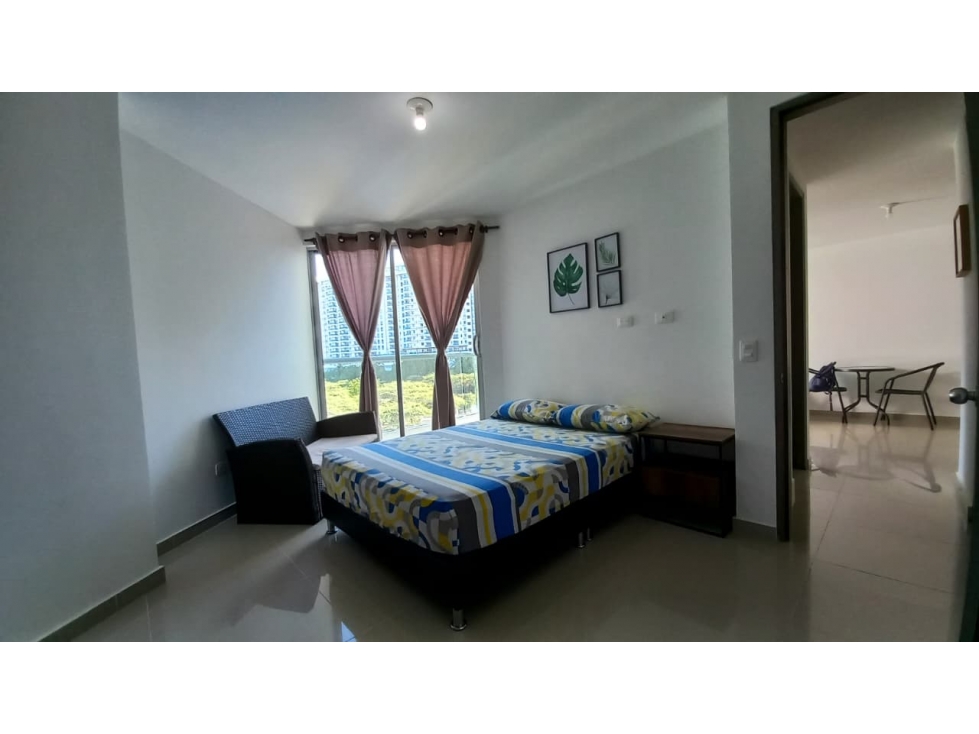 SE ARRIENDA APARTAMENTO DE DOS ALCOBAS CON VISTA LATERAL AL MAR — foto 4