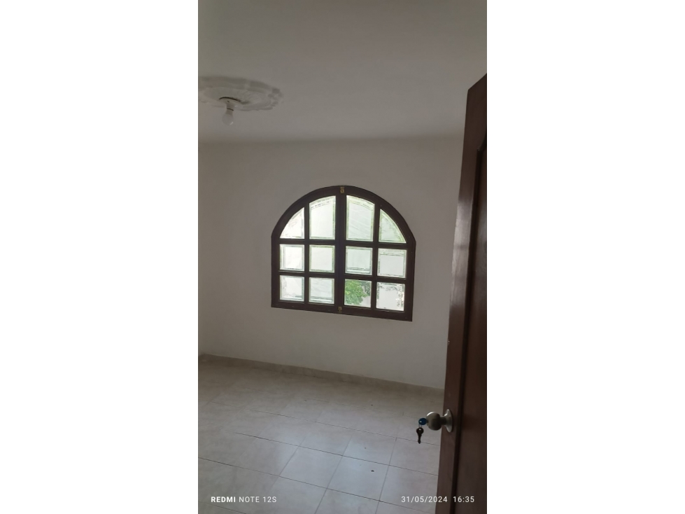 SE ARRIENDA AMPLIA CASA EN EL SECTOR DE UNIMAGDALENA — foto 4