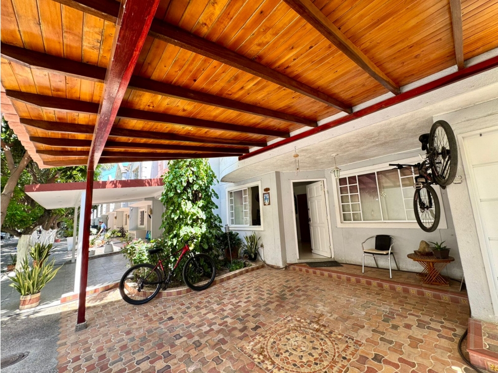 SE VENDE CASA DE ESQUINA CONJUNTO RESIDENCIAL BAVARIA COUNTRY