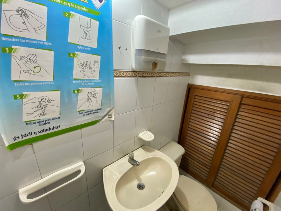 SE VENDE O ARRIENDA CASA PARA USO COMERCIAL EN RIASCOS, SANTA MARTA — foto 6