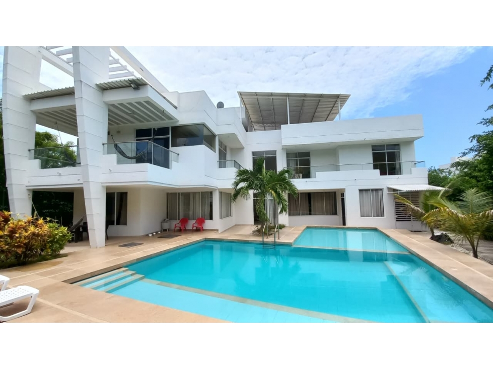 SE VENDE CASA CAMPESTRE EN CONJUNTO RESIDENCIAL