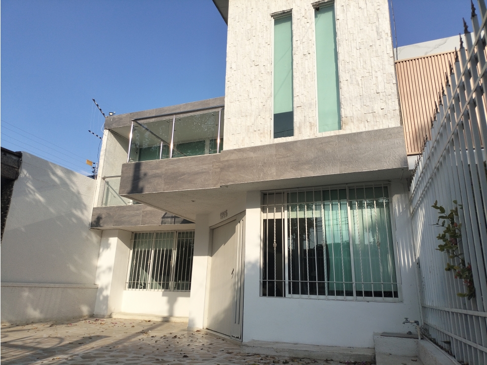 SE VENDE O ARRIENDA CASA DE USO COMERCIAL, SANTA MARTA — foto 2