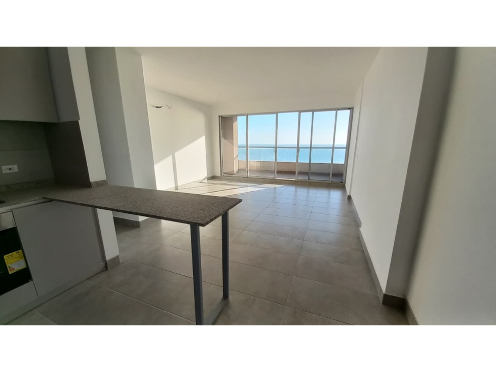 SE VENDE APARTAMENTO DE TRES ALCOBAS CON VISTA FRONTAL AL MAR — foto 3