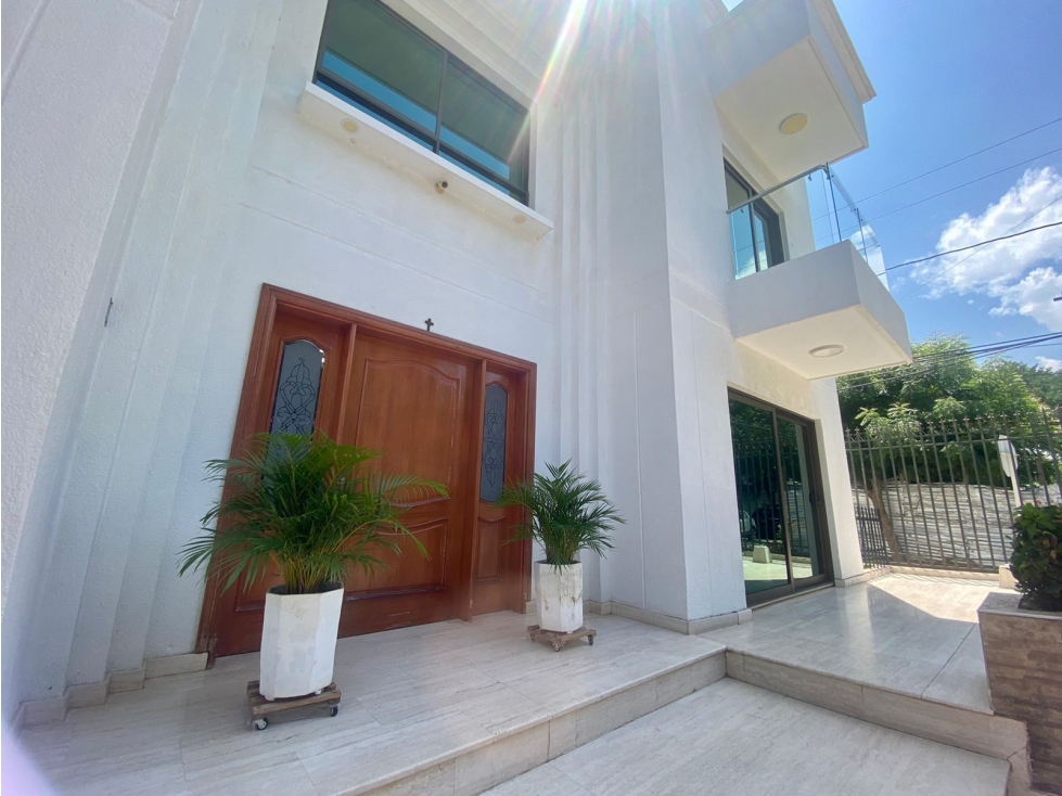 SE VENDE CASA ESQUINERA CON PISCINA EN MAMATOCO, SANTA MARTA — foto 4