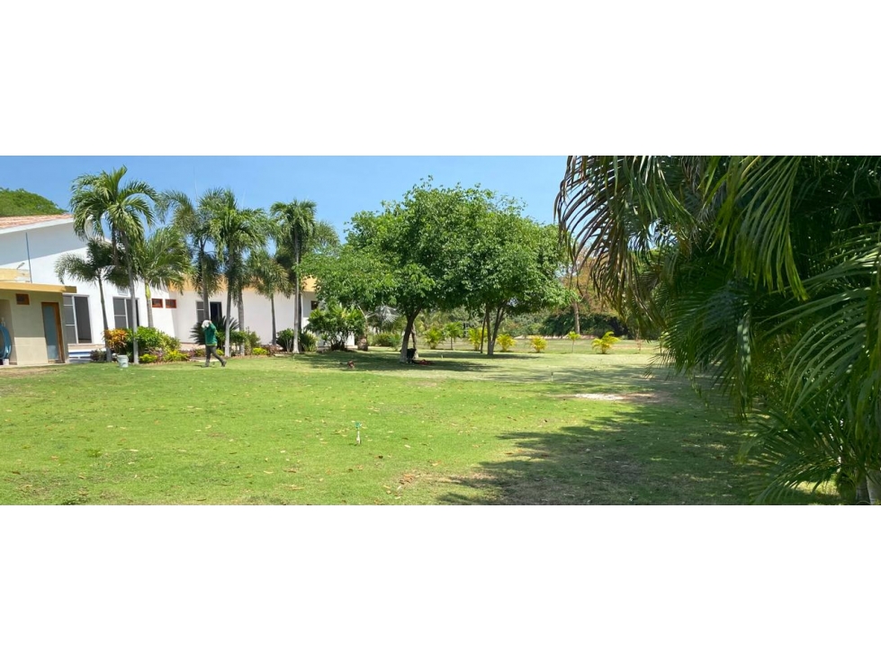 SE VENDE AMPLIA CASA CON LOTE ANEXO EN CONJUNTO CERRADO, SANTA MARTA — foto 5